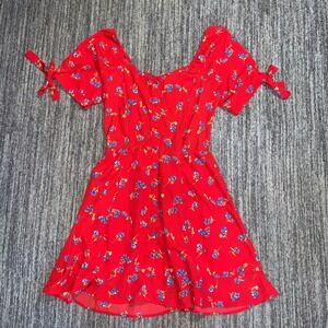 Sienna Sky Floral Mini Dress Tie Sleeve Sweetheart‎ Neckline Red Dress Small